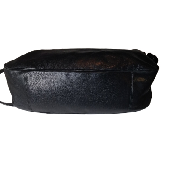 Francesco Biasia Black Leather Purse Silver Tone Hardware Y2K Handbag 90's EUC - Picture 6 of 8